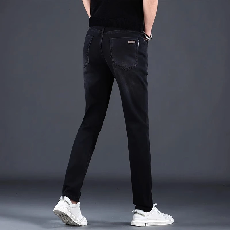 臣吾高档春夏新款牛仔裤男款弹力男士修身小脚潮流直筒休闲长裤子