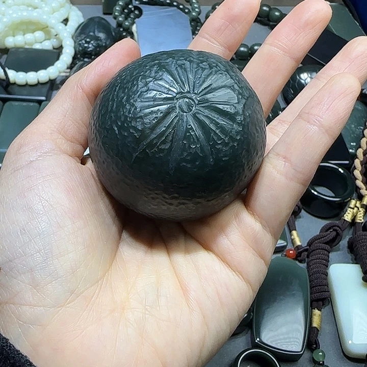和田玉（青玉）未镶嵌把件