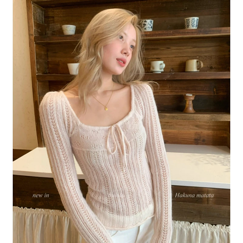 大码辣妹风粉色镂空系带针织衫女早秋设计感修身百搭显瘦长袖上衣