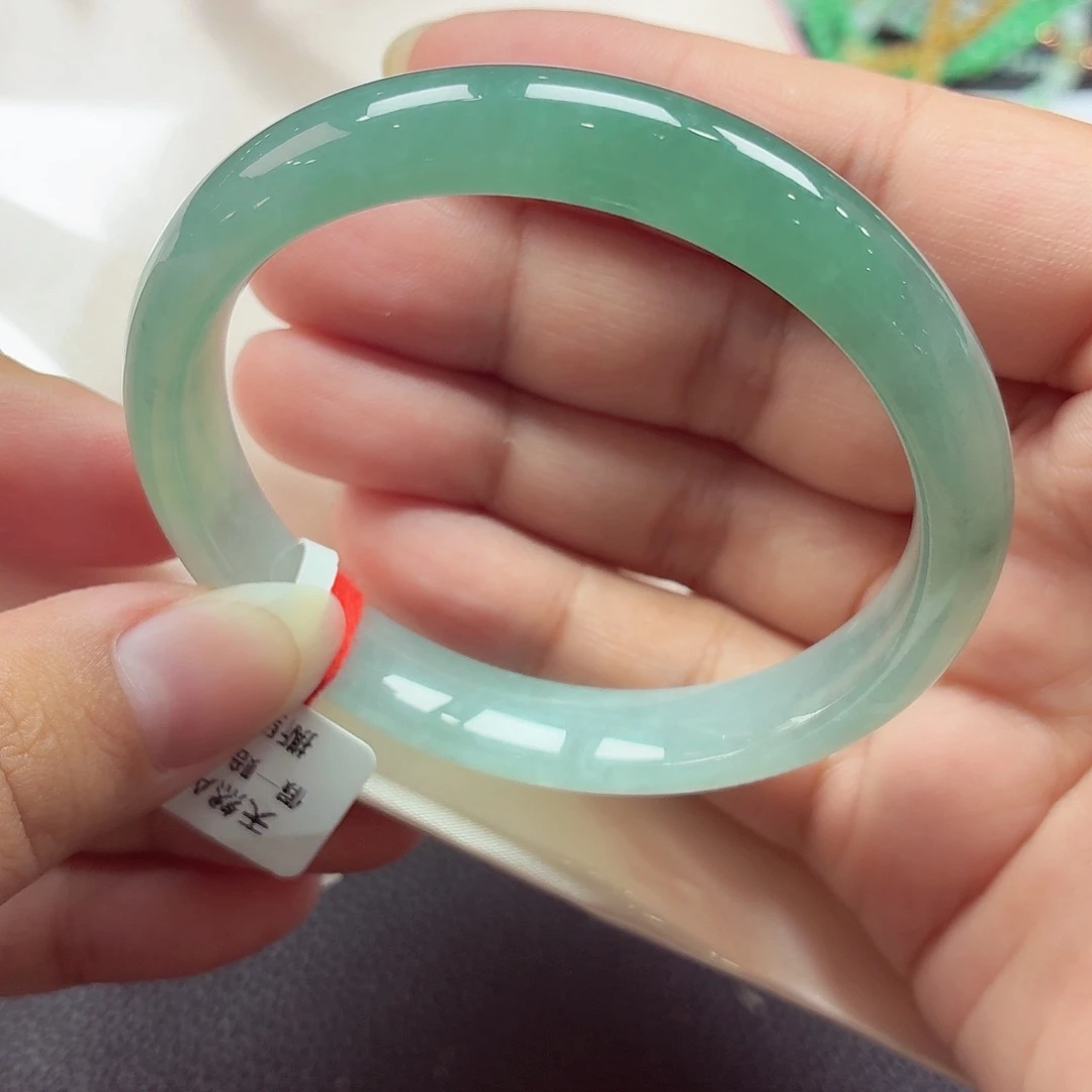 翡翠未镶嵌手镯天然缅甸A货翡翠