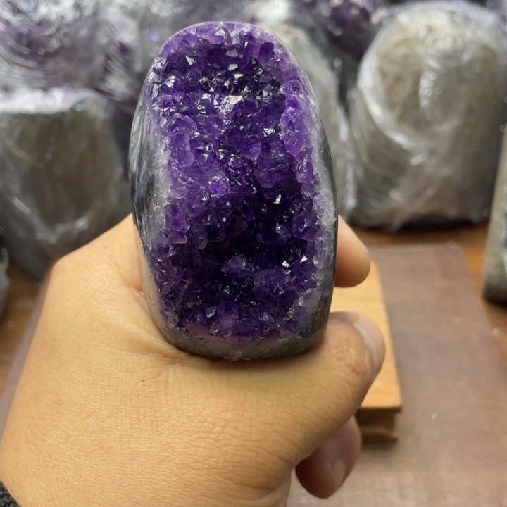 水晶大型摆件（非配饰）未镶嵌