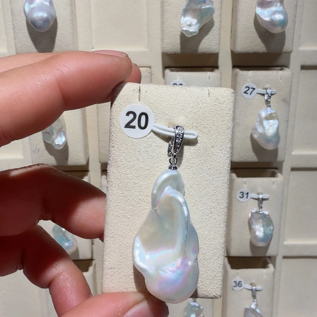 淡水珍珠颈饰合金