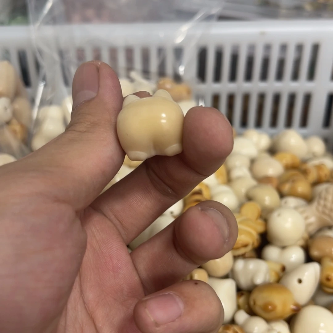 吊坠白玉菩提z18-23/微瑕5颗柯基屁屁