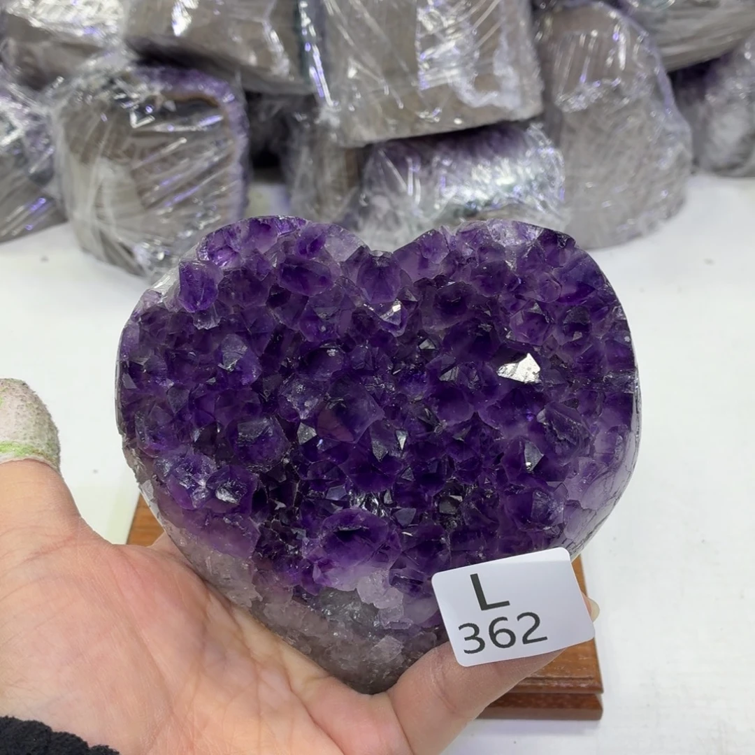 水晶摆件未镶嵌天然紫水晶