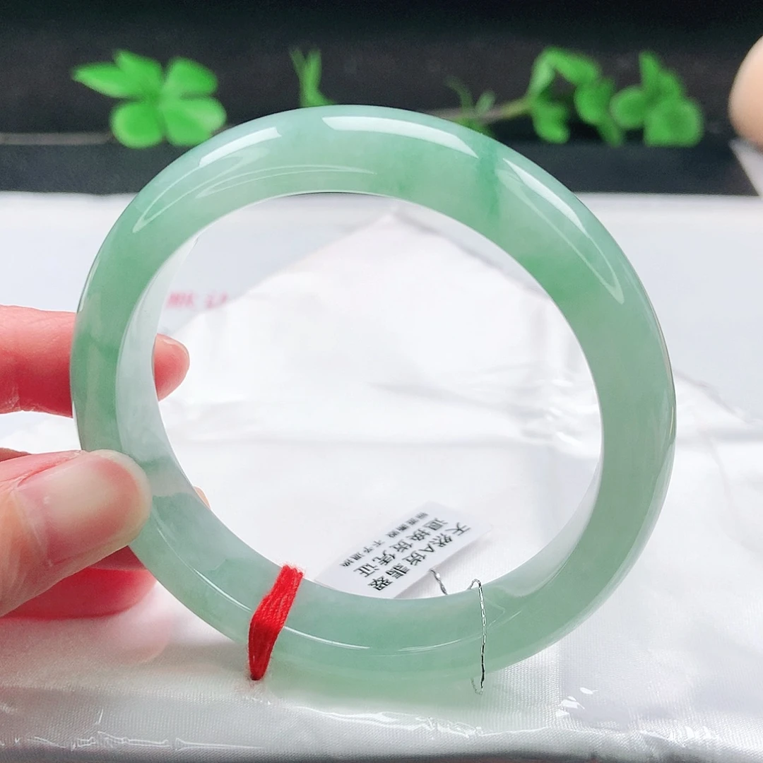 未镶嵌手镯翡翠58圈
