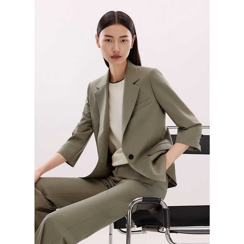 【商场同款】2025年夏季新款简约气质七分袖西服外套女通勤职业西装