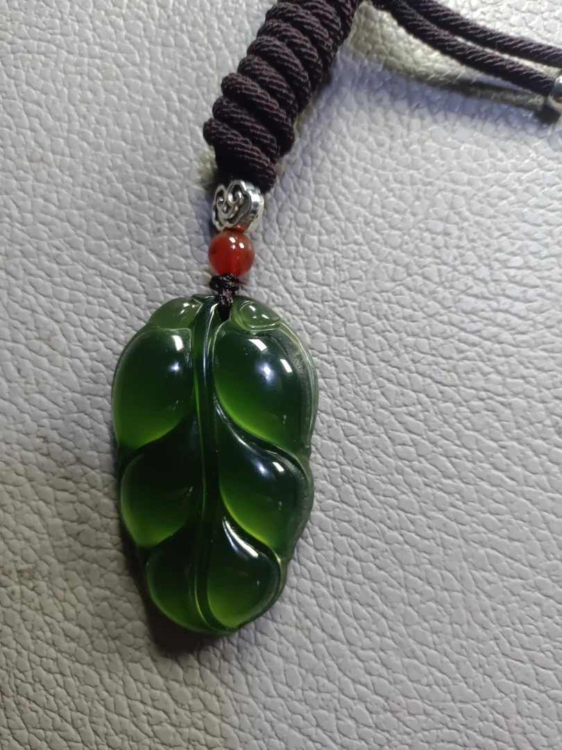 天然岫玉佛公吊坠