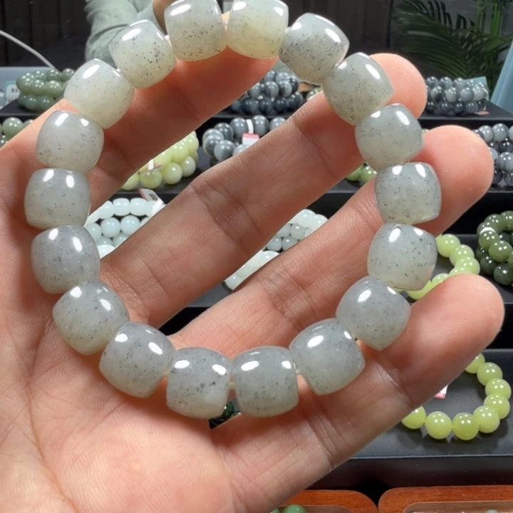 和田玉未镶嵌手链