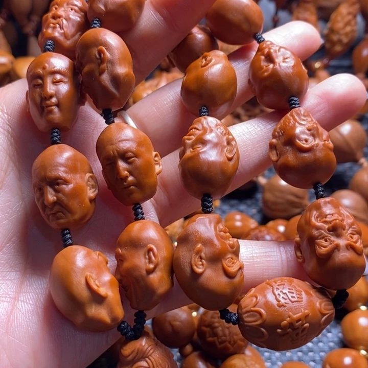 吊坠橄榄核写实手持