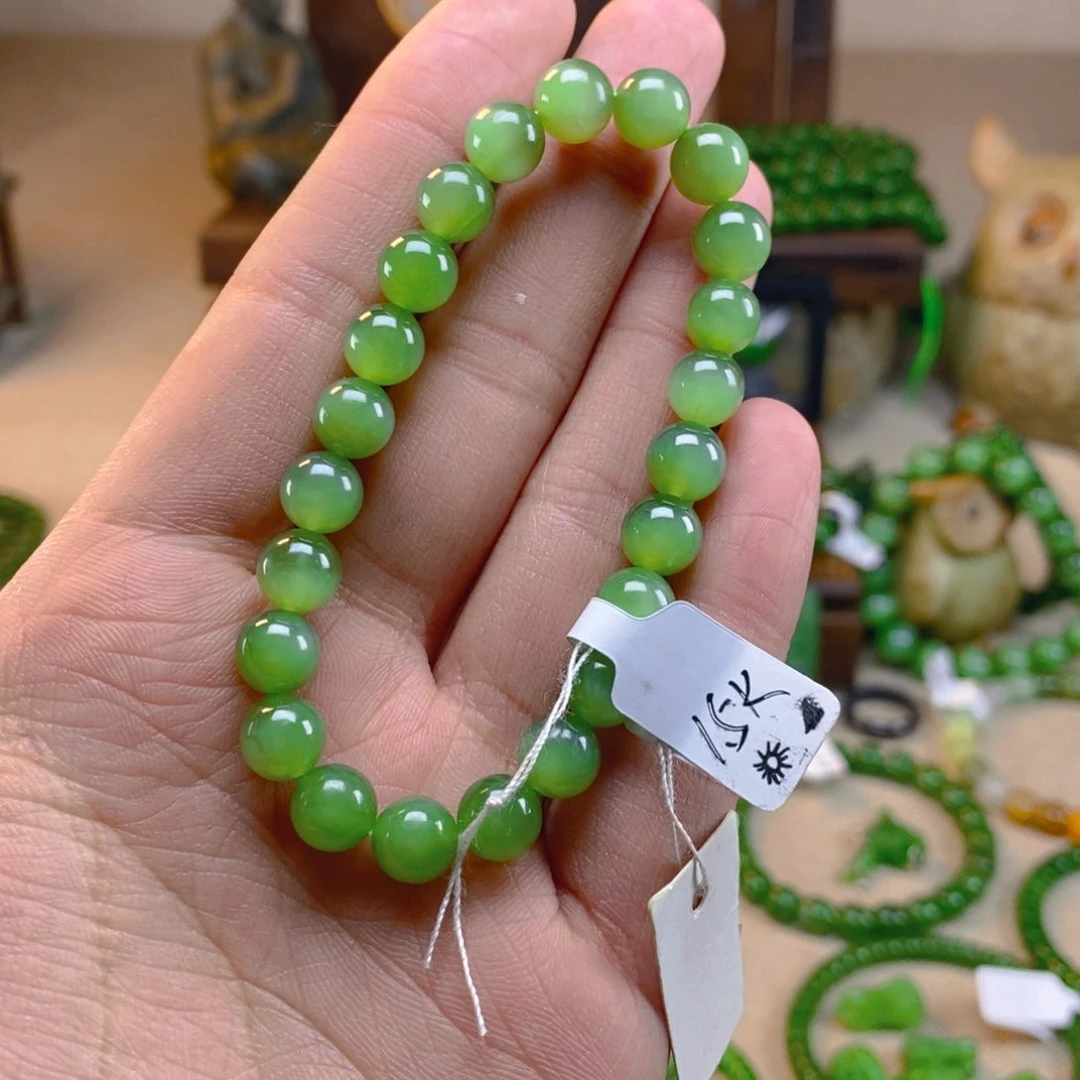 和田玉颈饰未镶嵌简*