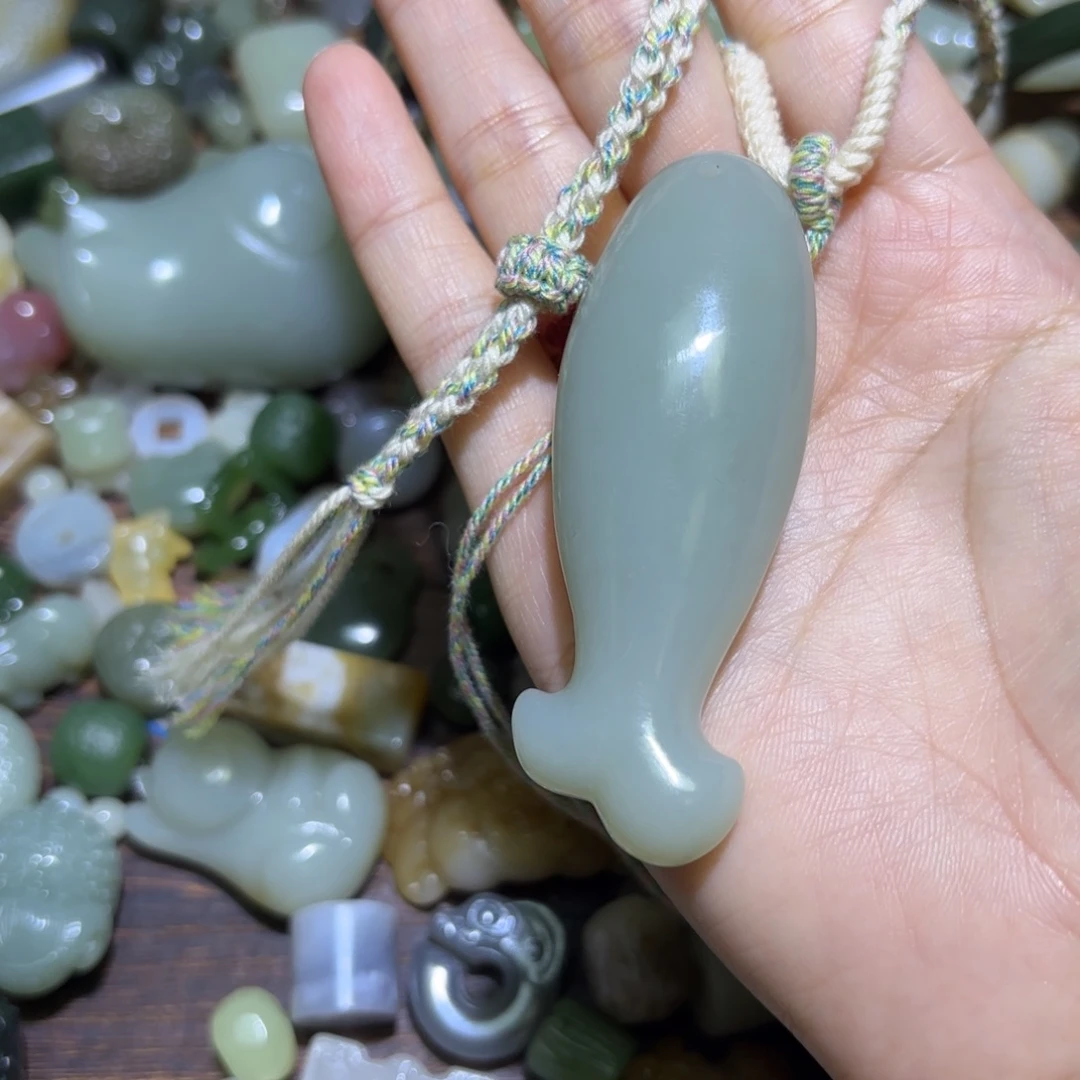 和田玉未镶嵌珠宝半成品