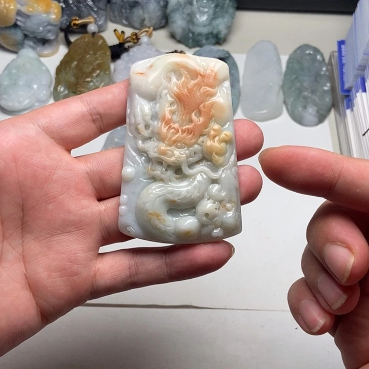 颈饰未镶嵌翡翠龙牌20