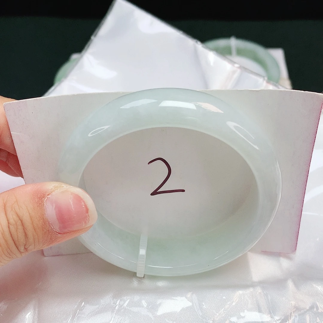 翡翠未镶嵌手镯正圈54