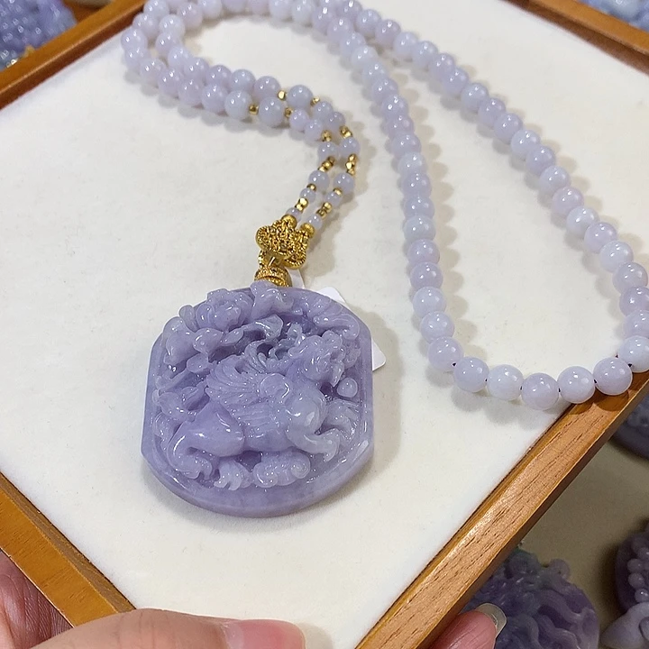 翡翠未镶嵌颈饰翡翠吊坠