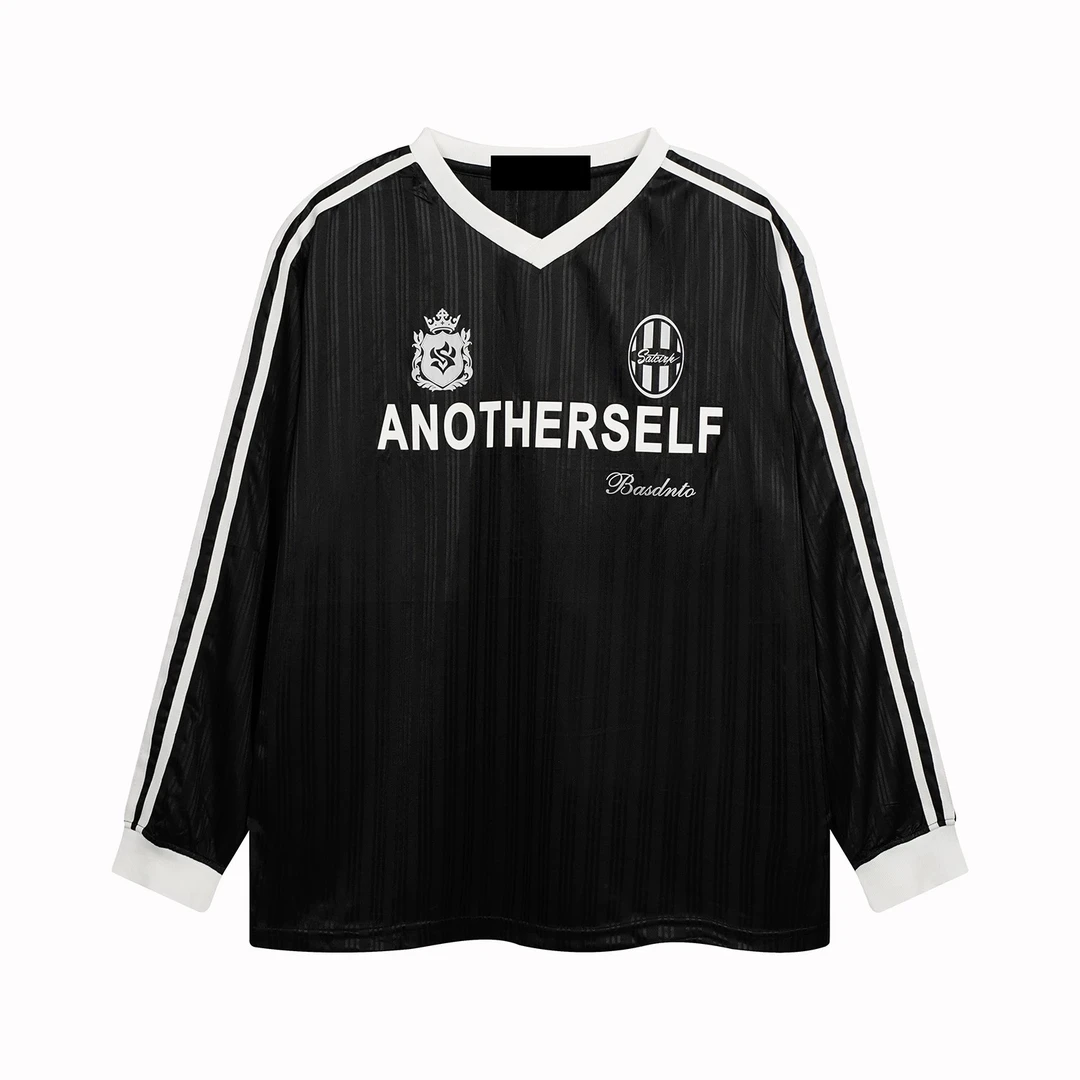 长袖T  学院徽章