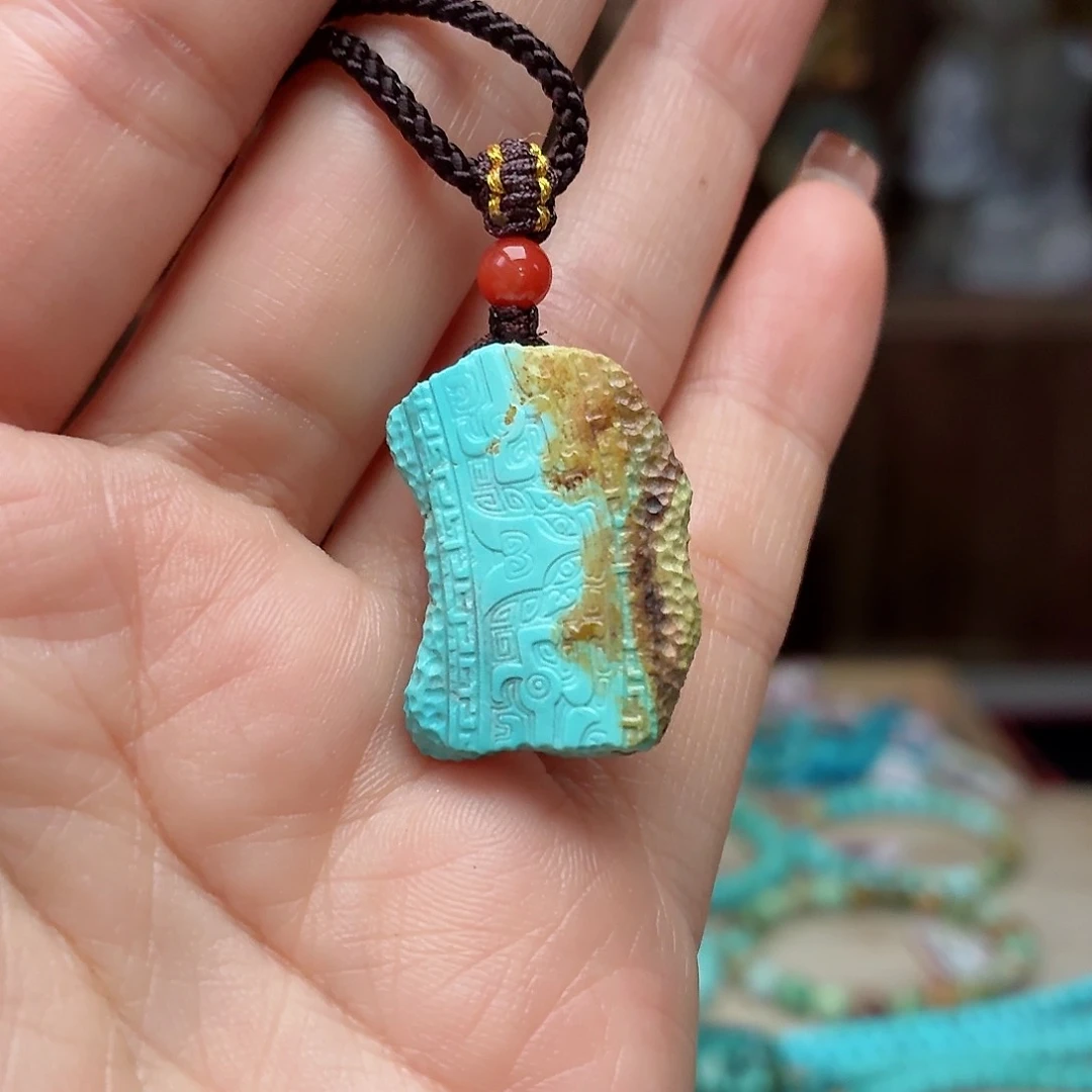 未镶嵌绿松石珠宝奇石