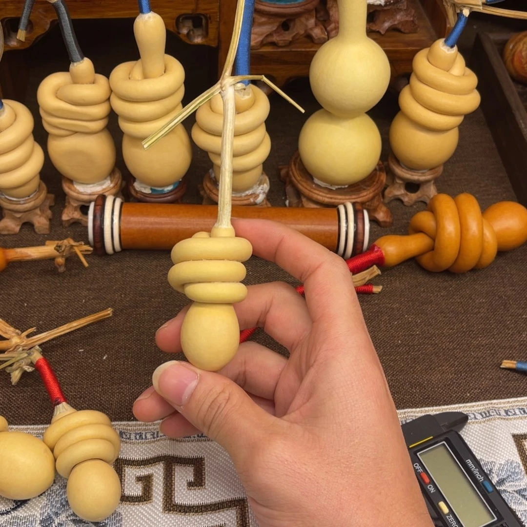 牛***王大叶紫檀（黑酸枝木类）