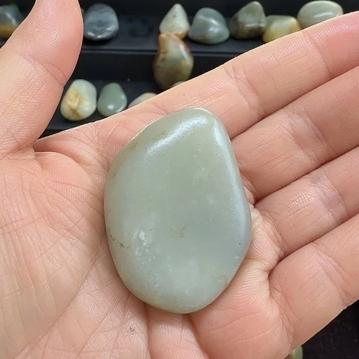 如***飞和田玉（糖玉）未镶嵌挂件