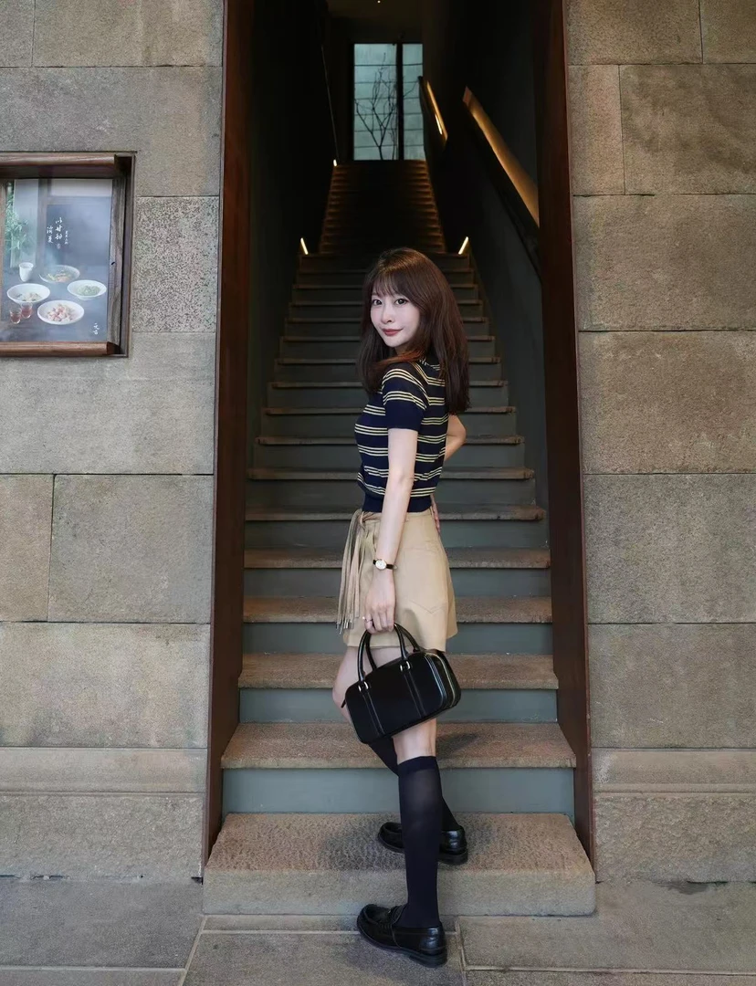 2025夏季新款韩版气质polo领短袖条纹上衣女百搭显瘦工装半裙套装