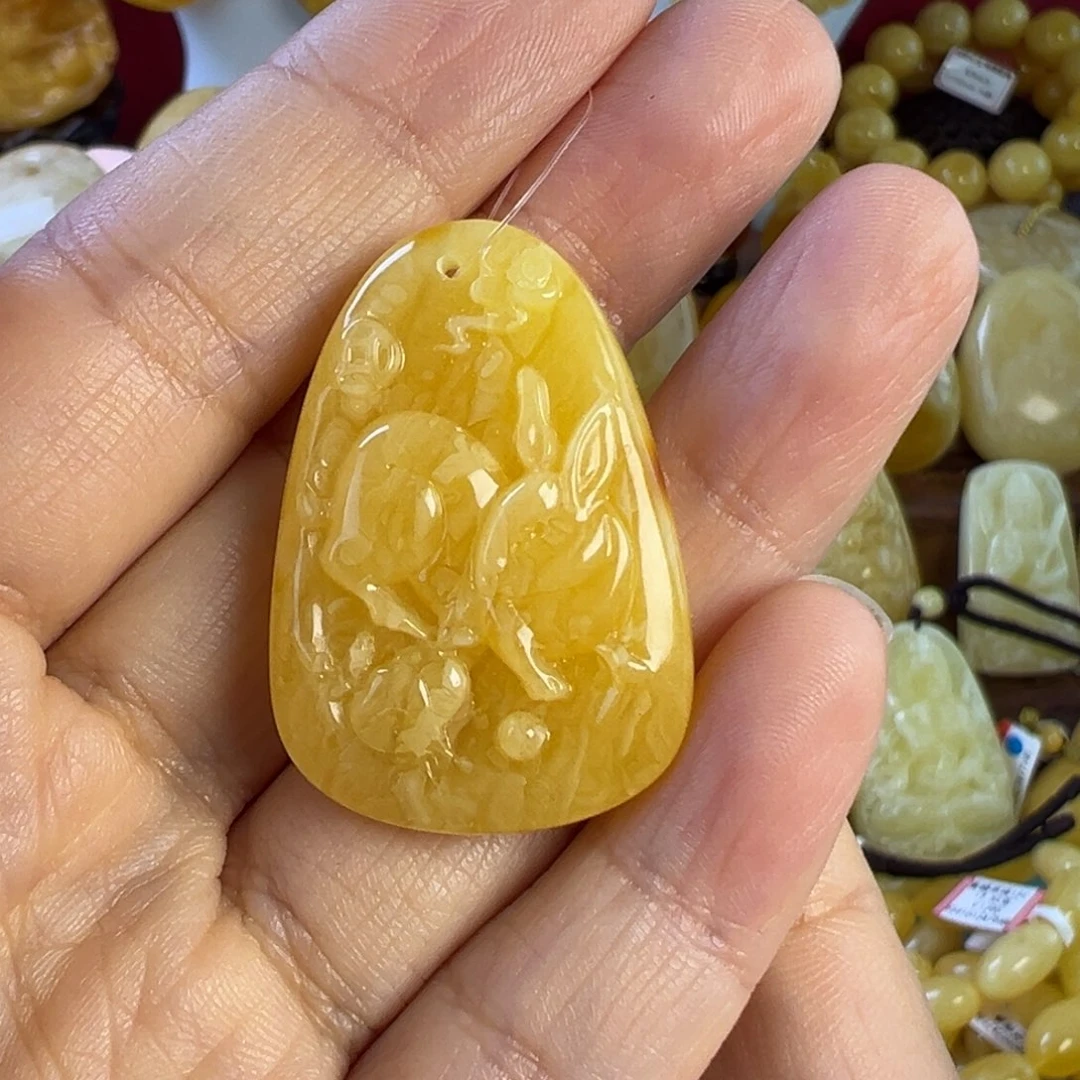 蜜蜡吊坠(不含链)未镶嵌