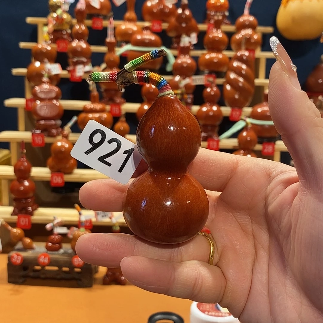 ༺***༻葫芦葫芦葫芦葫芦芳921