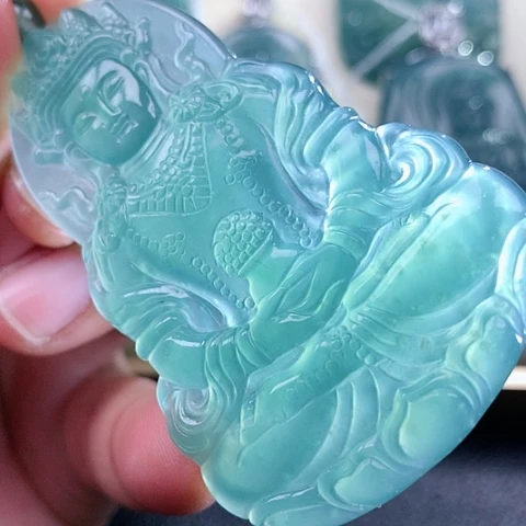 【闪购商品】翡翠颈饰未镶嵌天然翡翠