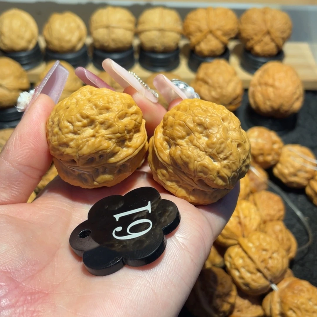 金蟾疙瘩包核桃37