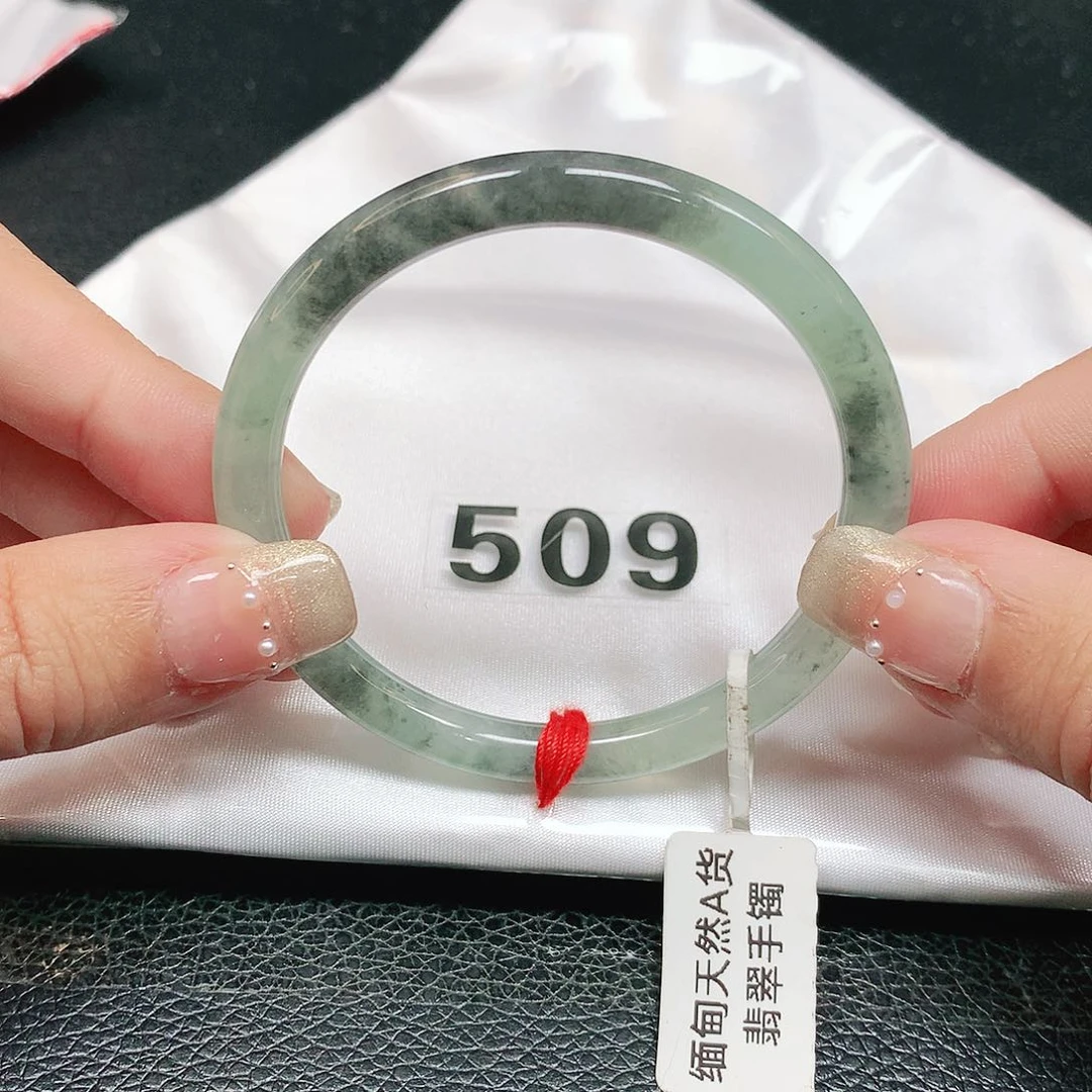 未镶嵌手镯翡翠乌鸡