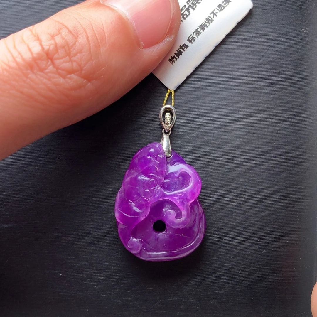 苏纪石（舒俱来）18K金镶嵌吊坠