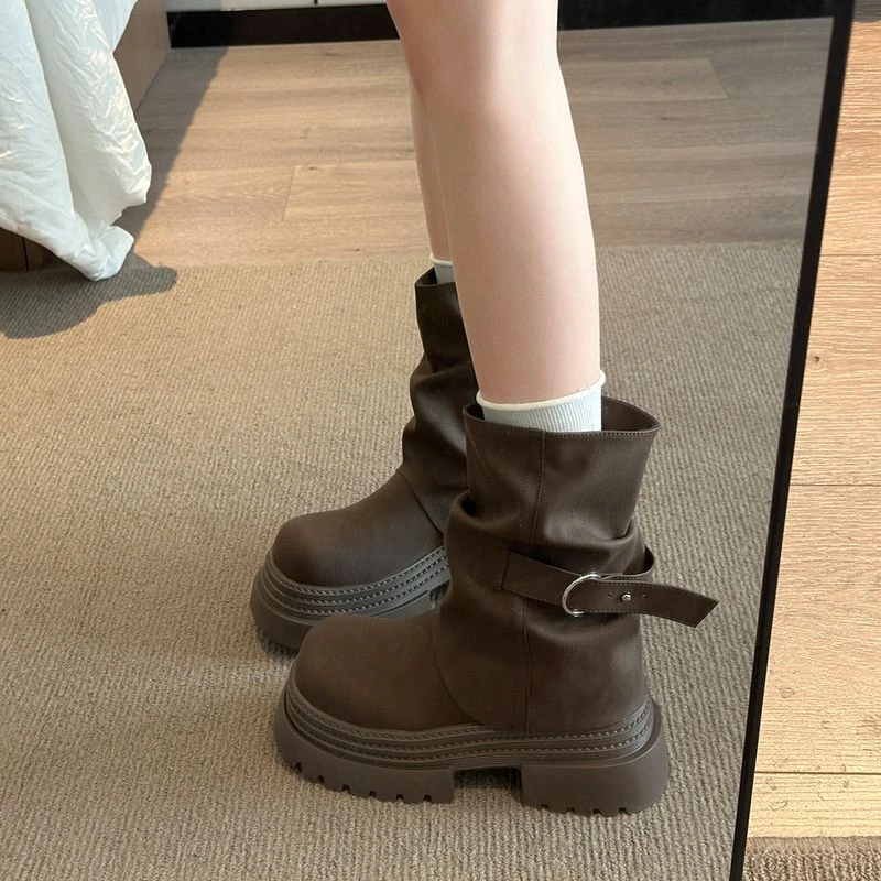 小个子厚底马丁靴女英伦风2025新款夏季靴子超火棕色裤管堆堆短靴