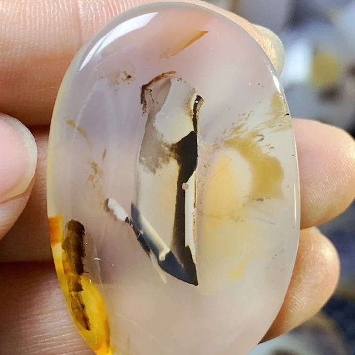玛瑙/玉髓未镶嵌珠宝半成品