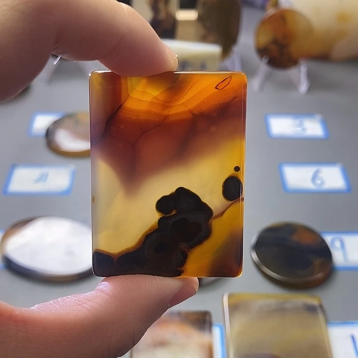 玛瑙/玉髓未镶嵌珠宝半成品117