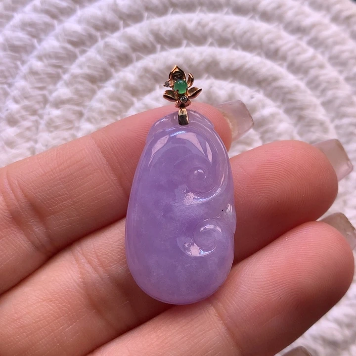 翡翠颈饰18K金镶嵌红紫如意