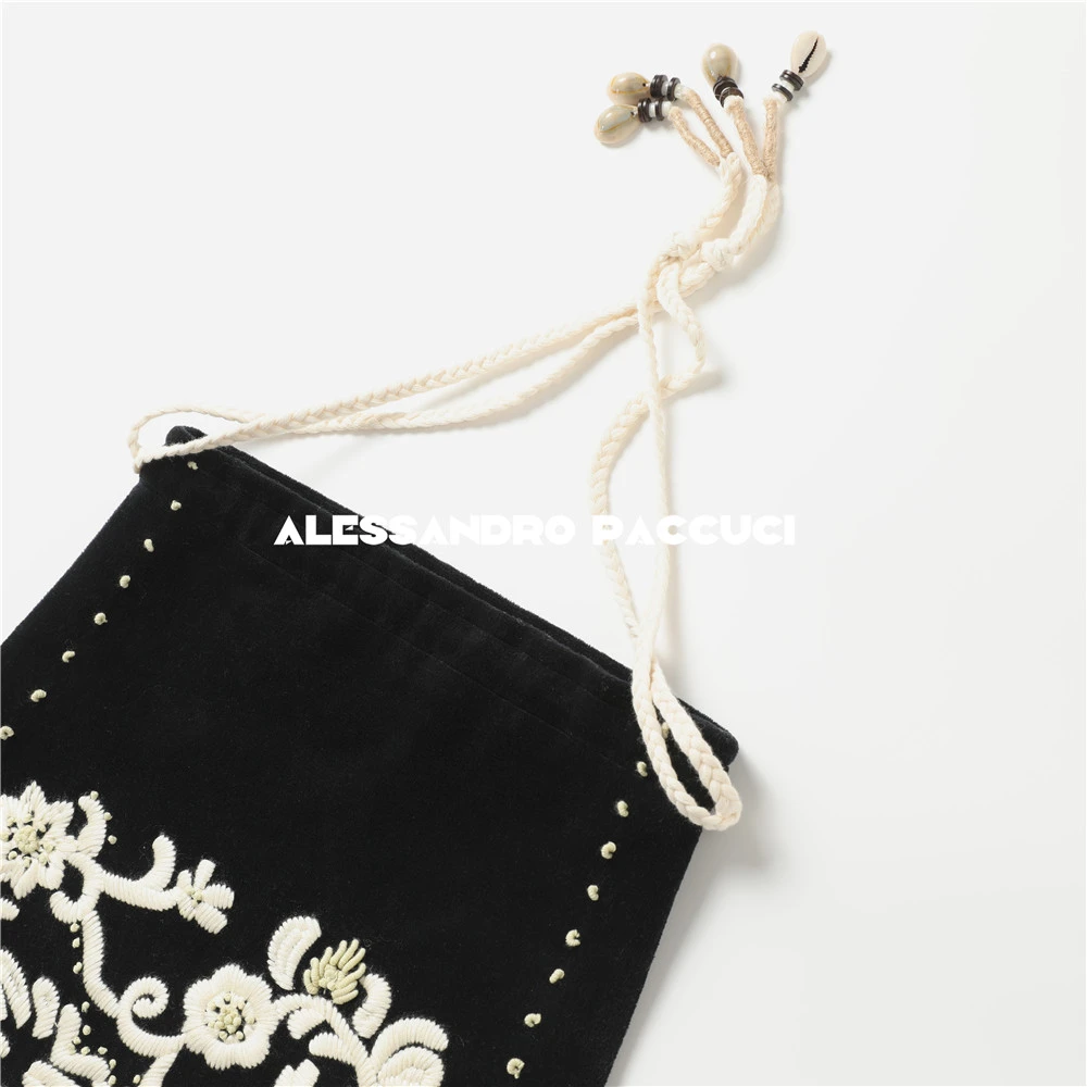 AP洛哥53043BT【墨九华】棉 花朵刺绣时尚百搭手提包包