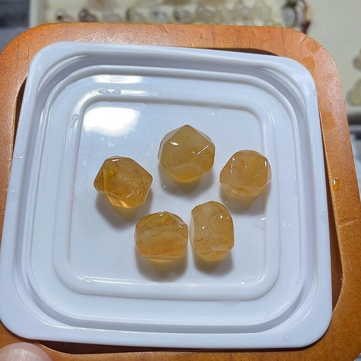 合金颈饰玛瑙/玉髓