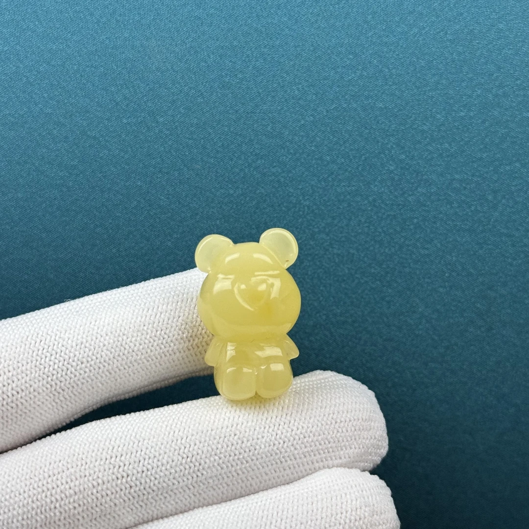 D7404天然原矿蜜蜡 瑕疵特价小熊 17*28*14mm支持复检假一罚十