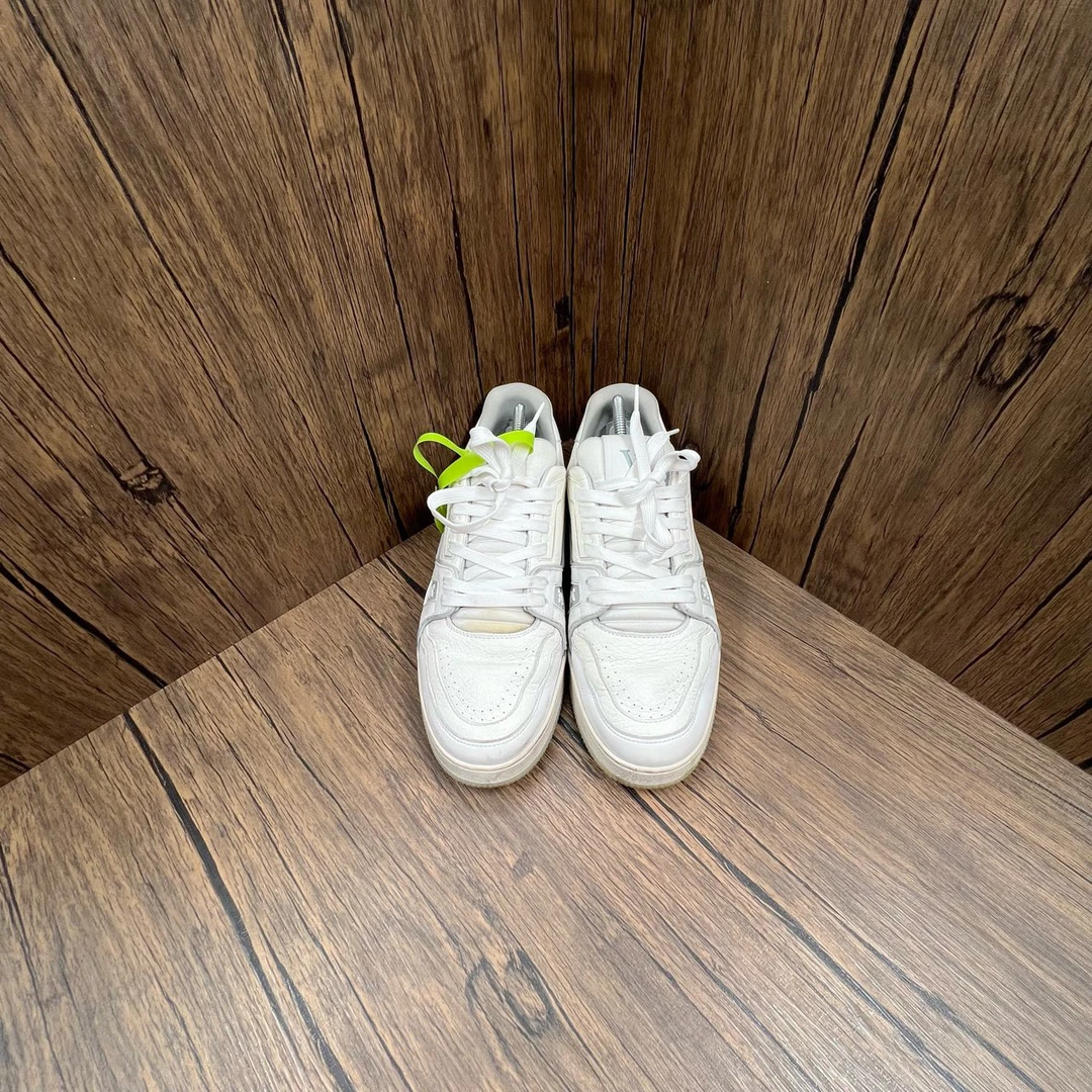 90新 LouisVuitton/路易威登 Trainer 白水泥板鞋 40.5码/9新/无