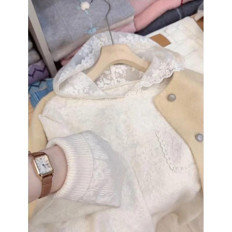 七言家  高货！奶米钉珠假口袋洋气长袖蕾丝帽衫@