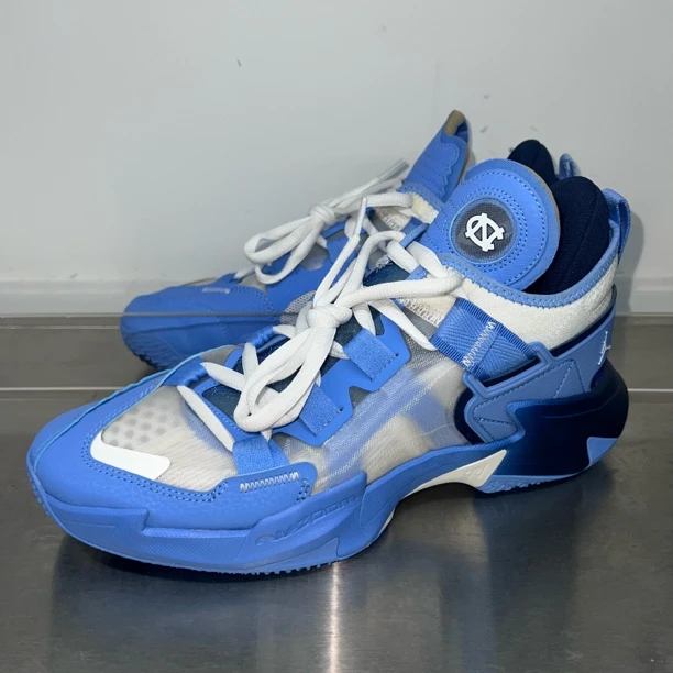 全新未使用 MM6 配盒 41码 威少5北卡蓝 球员版 Jordan 球鞋