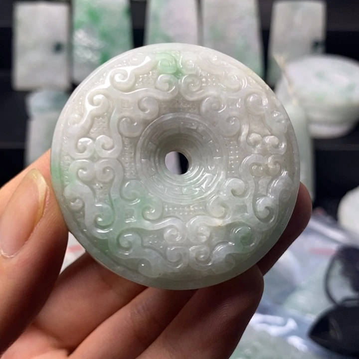 颈饰未镶嵌翡翠天然翡翠A货