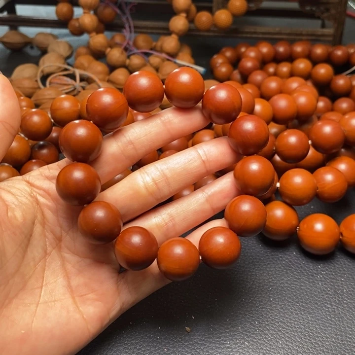 橄榄核吊坠1.78尺寸树王光珠全品