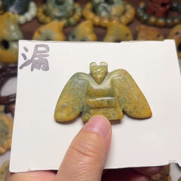 岫岩河磨玉（透闪石质玉）未镶嵌珠宝奇石