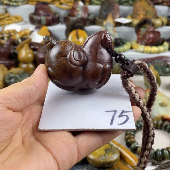岫岩河磨玉（透闪石质玉）未镶嵌珠宝奇石