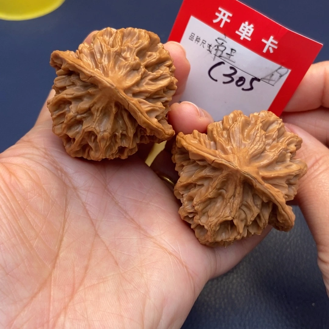 文玩核桃吊坠文玩核桃