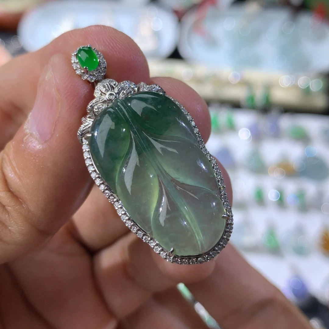 翡翠18K金镶嵌吊坠(不含链)