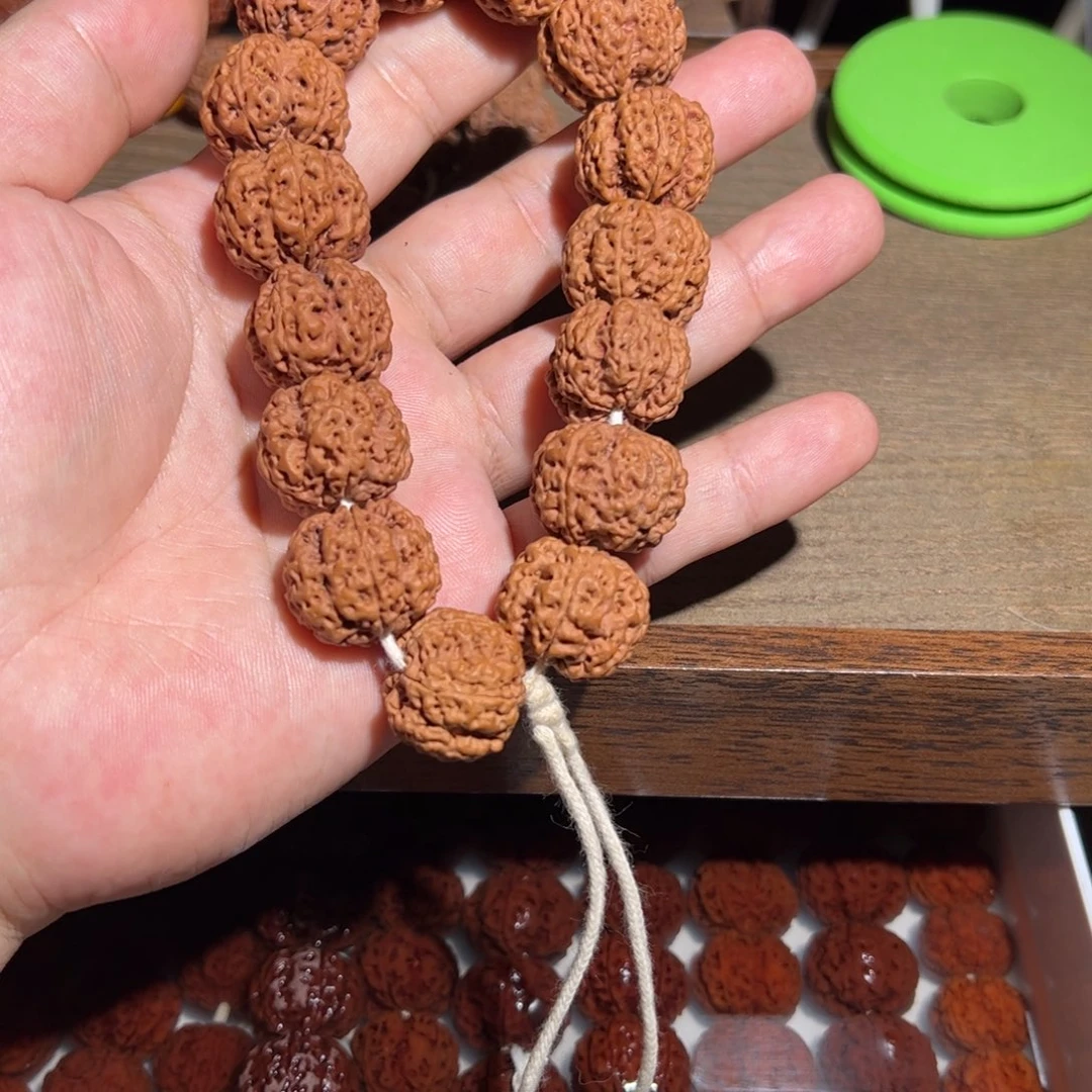 吊坠金刚菩提?**隐梅花