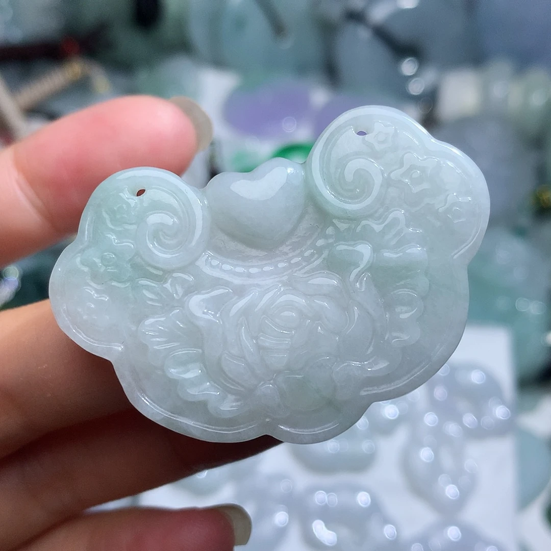 翡翠未镶嵌颈饰1791