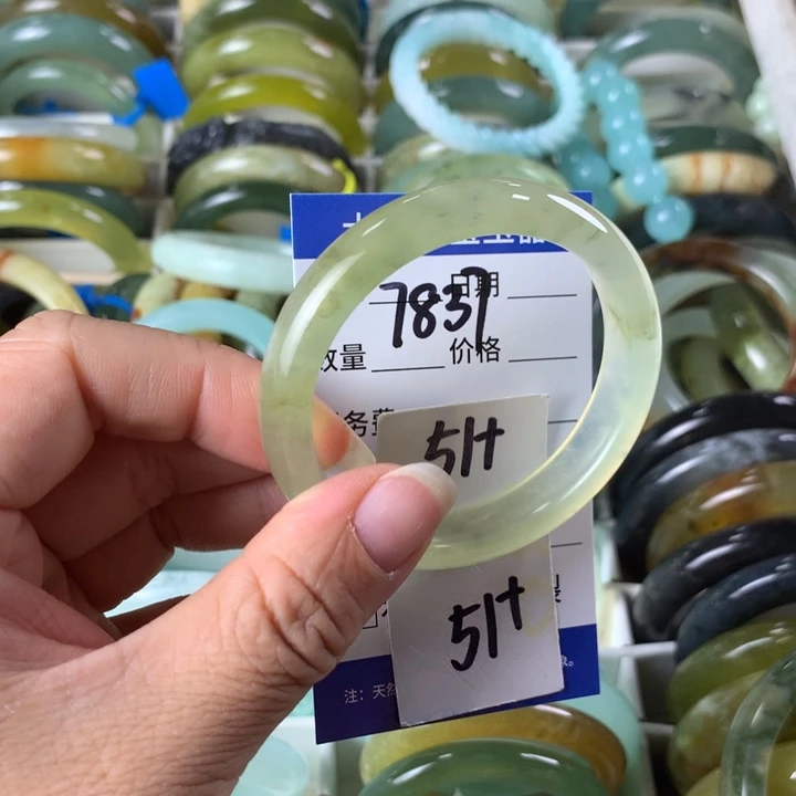 未镶嵌蛇纹石玉手镯7837