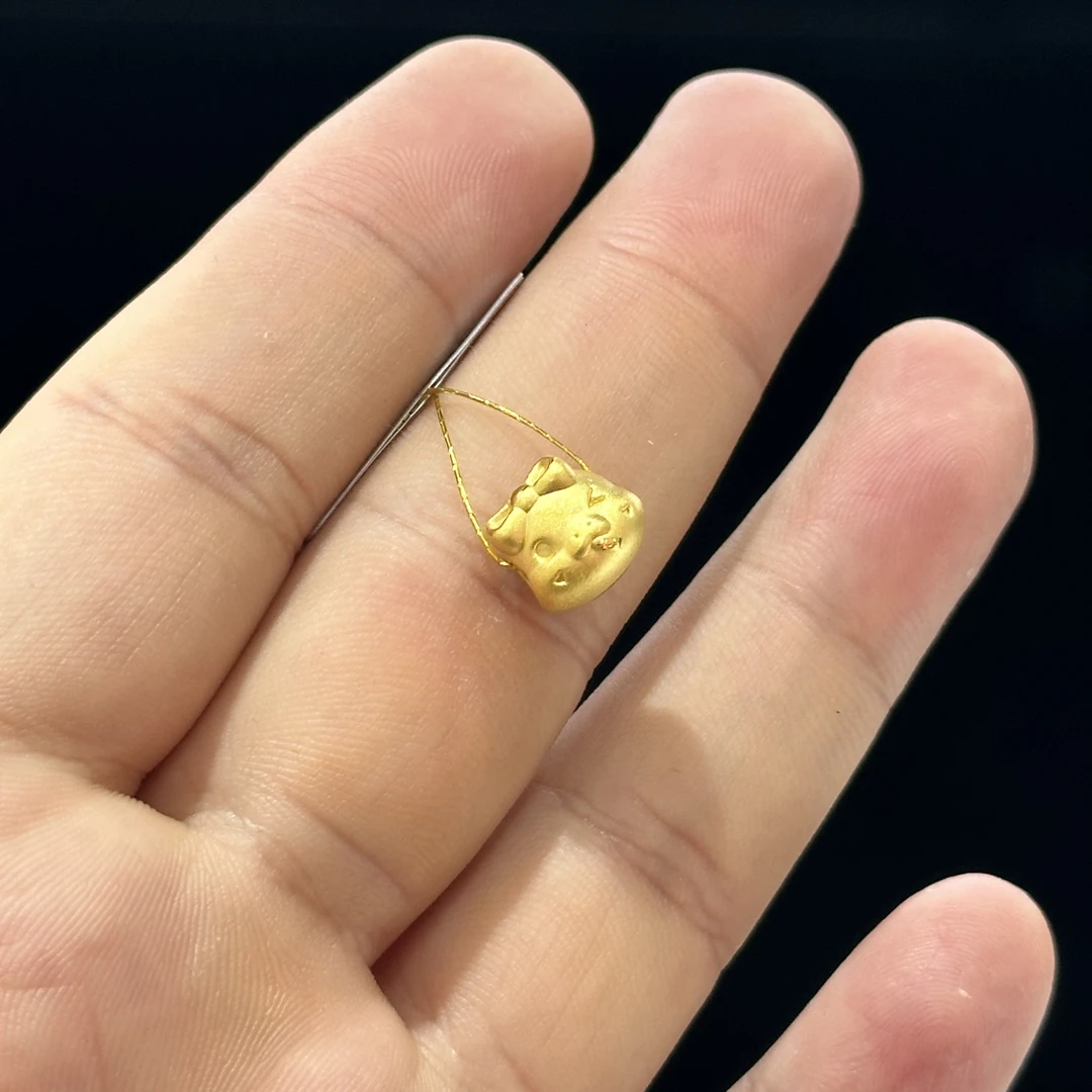 足金999 蝴蝶结小蛇通孔 0.861