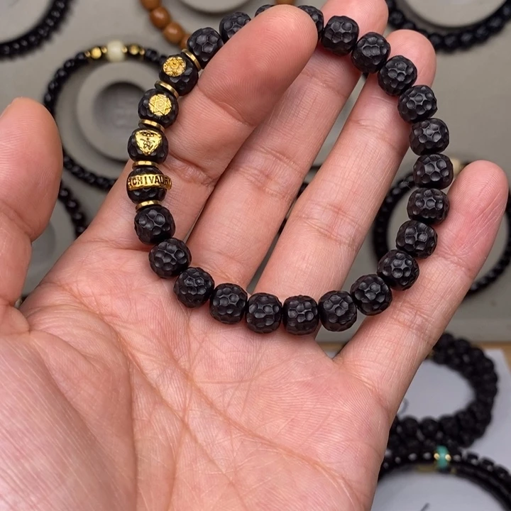 J***丶手串椰蒂椰蒂手串